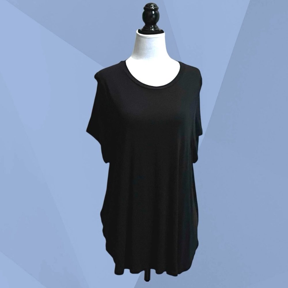 Old Navy~Women’s Black Dressy T-Shirt with side slits-Size L